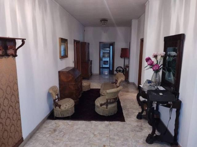 Appartamento in vendita a San Pietro esterna, Re