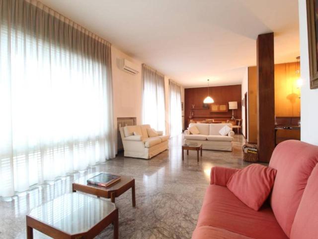 Appartamento in vendita a San Pietro esterna, Re