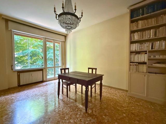 Appartamento in vendita a Mirabello, Re