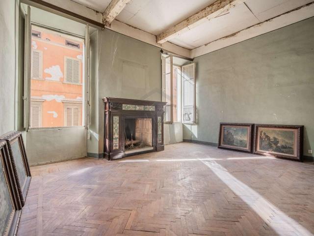 Appartamento in vendita a San Francesco-Giardini Pubblici, Re