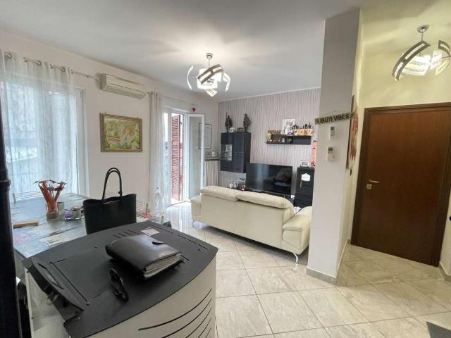 Appartamento in vendita a Mirabello, Re