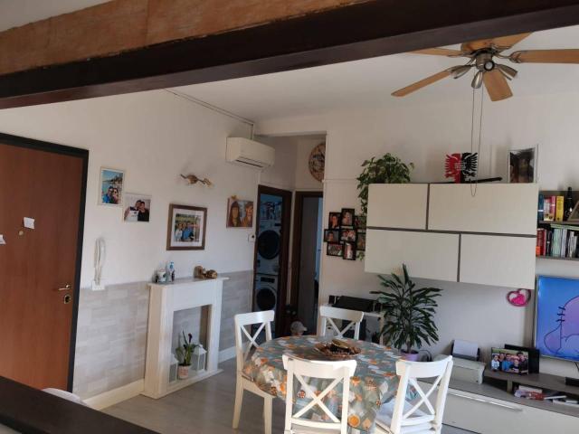 Appartamento in vendita a Massenzatico, Re