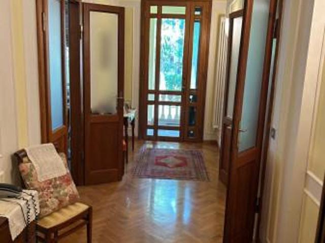Appartamento in vendita a Sant'Agostino esterna-Porta Castello, Re