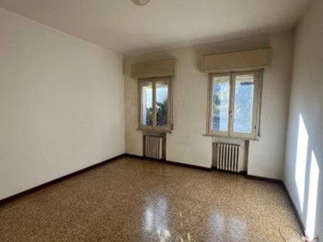 Appartamento in vendita a Re, Reggio Emilia