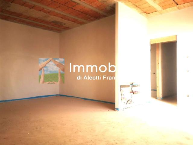 Appartamento in vendita a Re, Reggio Emilia