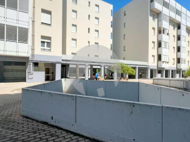 Appartamento in vendita a Villaggio Stranieri-Bazzarola, Re