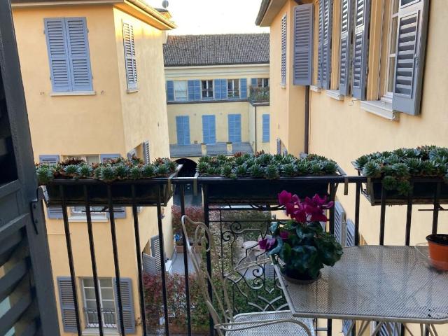 Appartamento in vendita a San Francesco-Giardini Pubblici, Re