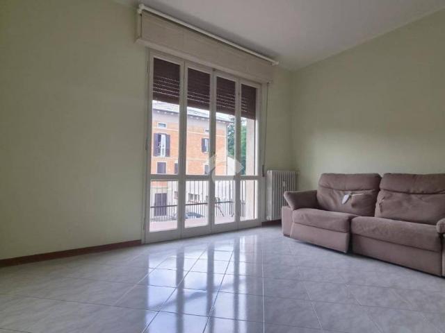 Appartamento in vendita a Sant'Agostino esterna-Porta Castello, Re
