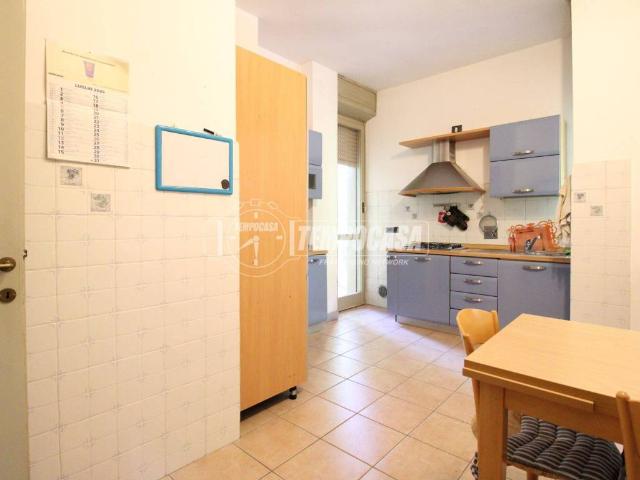 Appartamento in vendita a Re, Reggio Emilia