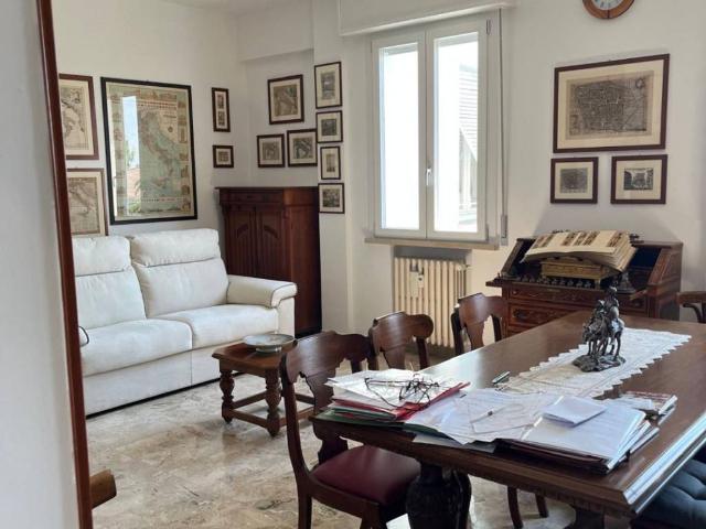 Appartamento in vendita a Re, Reggio Emilia