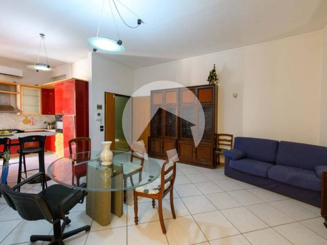 Appartamento in vendita a San Francesco-Giardini Pubblici, Re