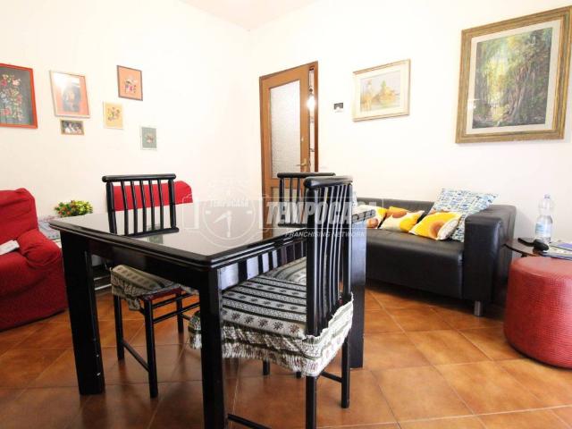Appartamento in vendita a Mirabello, Re