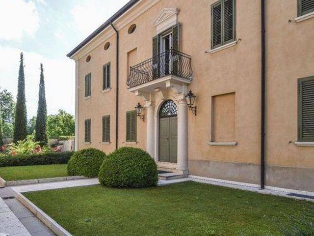 Appartamento in vendita a Canali, Re