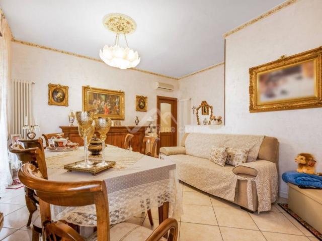 Appartamento in vendita a Roncina, Re