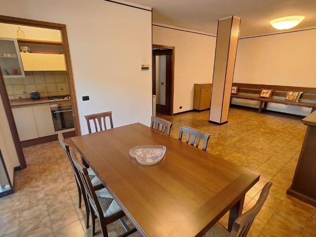 Appartamento in vendita a Spirito Santo-Orologio, Re