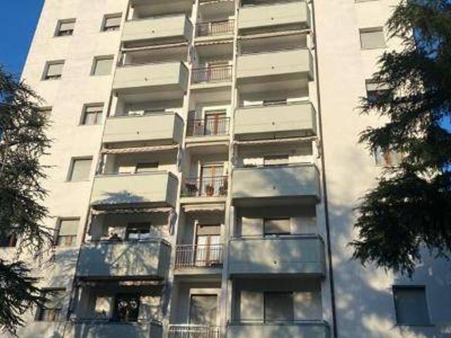 Appartamento in vendita a Villaggio Stranieri-Bazzarola, Re