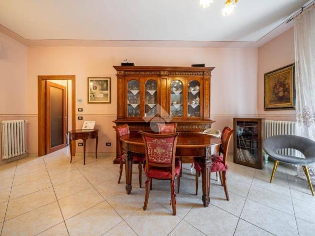 Appartamento in vendita a Re, Reggio Emilia