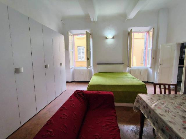 Appartamento in vendita a Sant'Agostino città-Porta Castello, Re