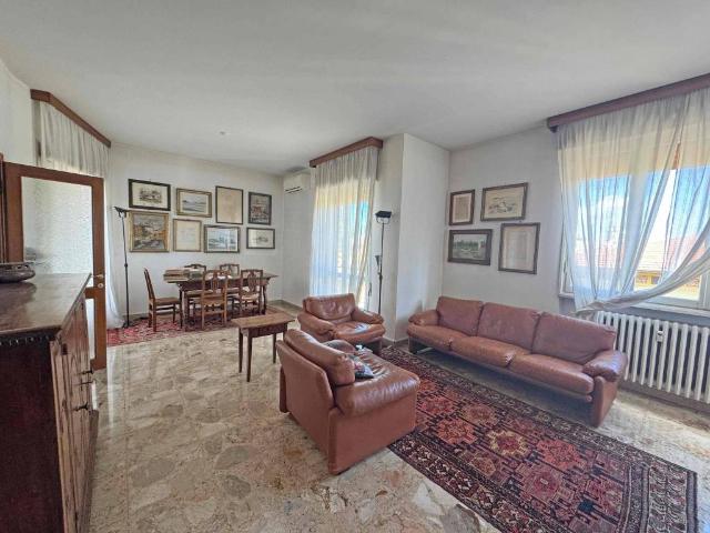 Appartamento in vendita a Porta Castello, Re