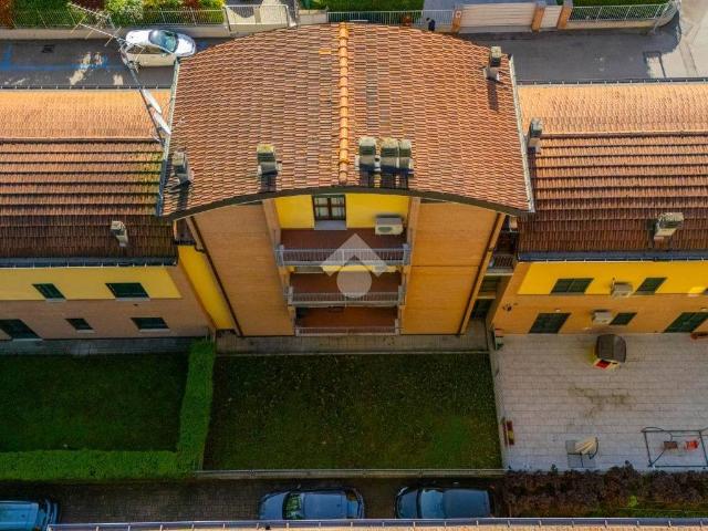 Appartamento in vendita a Sant'Agostino esterna-Porta Castello, Re