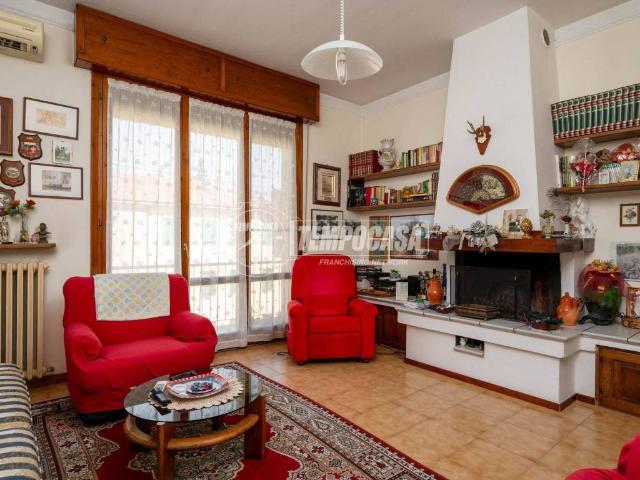 Appartamento in vendita a Villaggio Stranieri-Bazzarola, Re