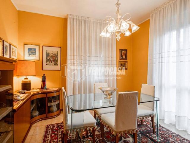 Appartamento in vendita a Re, Reggio Emilia