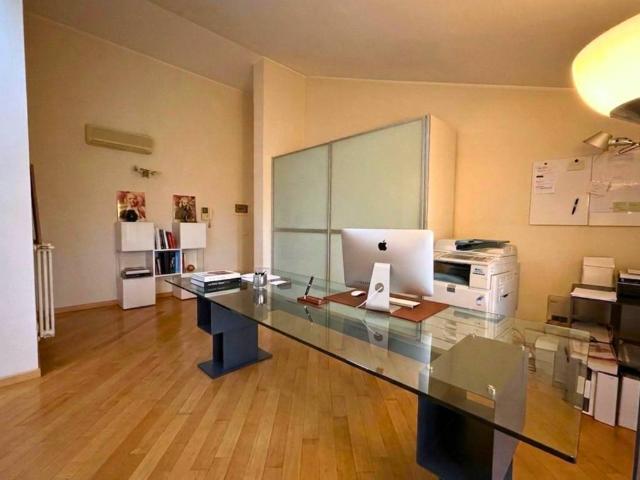 Appartamento in vendita a Re, Reggio Emilia