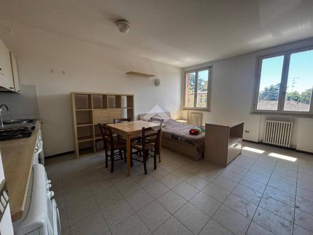 Appartamento in vendita a Sant'Agostino esterna-Porta Castello, Re