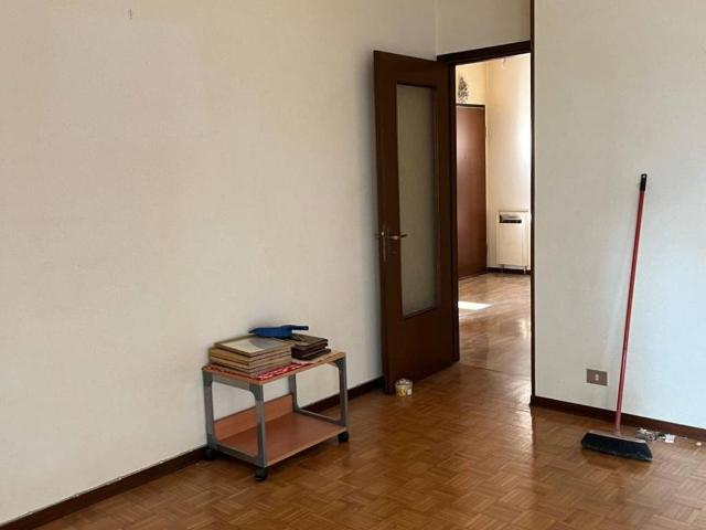Appartamento in vendita a San Pietro esterna, Re