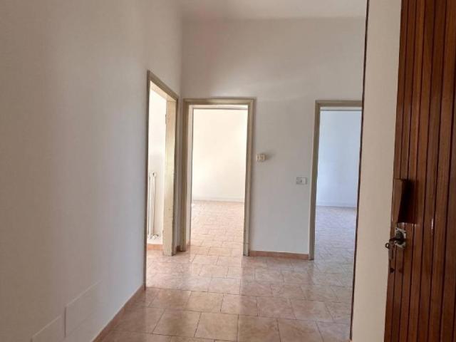 Appartamento in vendita a Canali, Re
