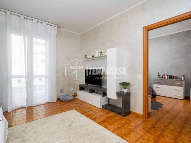 Appartamento in vendita a Villaggio Stranieri-Bazzarola, Re