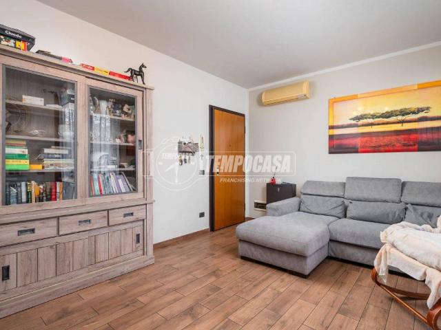 Appartamento in vendita a Massenzatico, Re