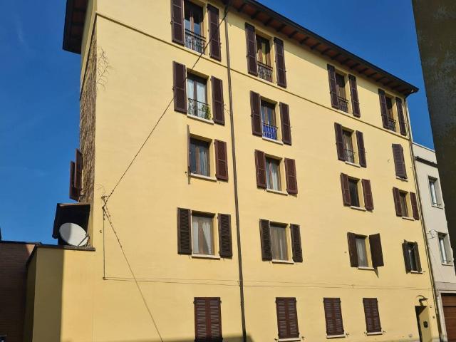 Appartamento in vendita a San Francesco-Giardini Pubblici, Re