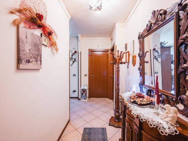 Appartamento in vendita a Cavazzoli, Re