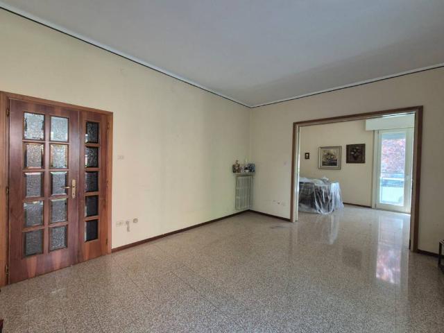 Appartamento in vendita a San Zenone esterna, Re