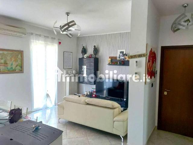 Appartamento in vendita a Mirabello, Re