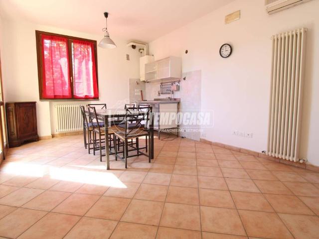 Appartamento in vendita a Santa Maria Nuova, Re