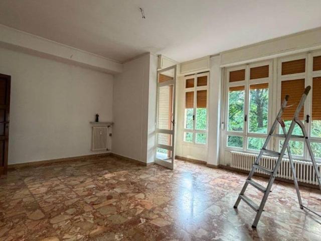 Appartamento in vendita a Mirabello, Re