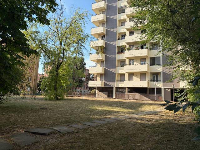 Appartamento in vendita a Re, Reggio Emilia