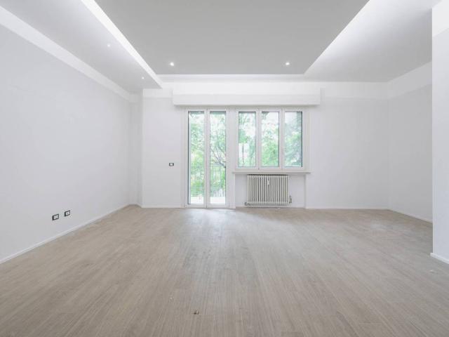 Appartamento in vendita a Re, Reggio Emilia