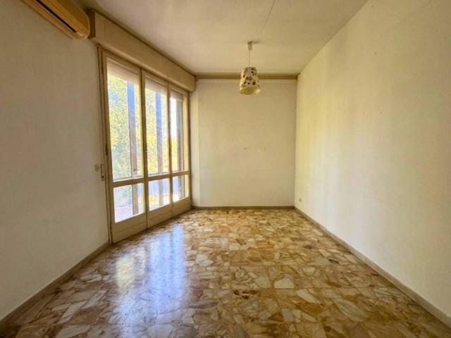 Appartamento in vendita a Mirabello, Re