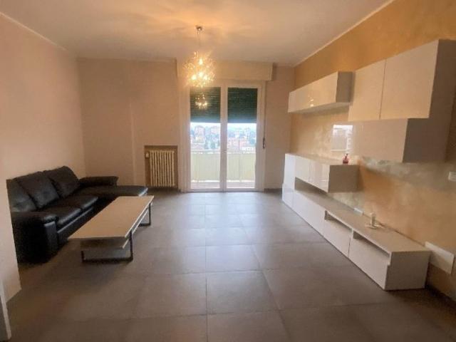 Appartamento in vendita a Re, Reggio Emilia