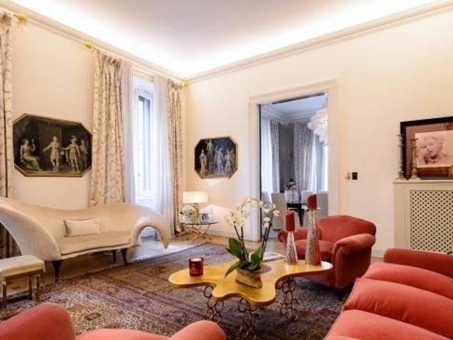 Appartamento in vendita a San Francesco-Giardini Pubblici, Re