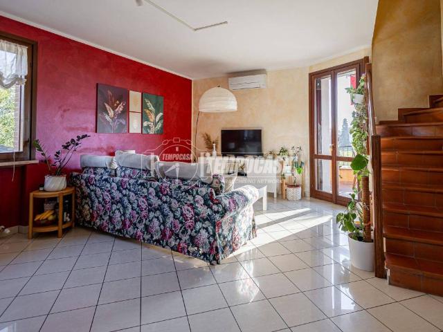 Appartamento in vendita a Cella, Re