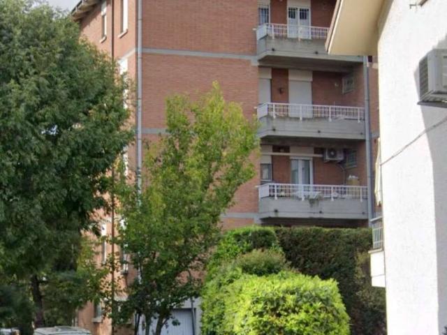 Appartamento in vendita a Re, Reggio Emilia