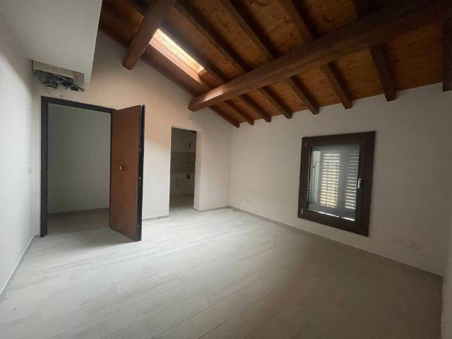 Appartamento in vendita a Tondo, Re
