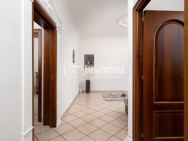 Appartamento in vendita a San Prospero Strinati, Re