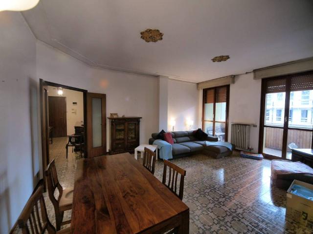 Appartamento in vendita a Re, Reggio Emilia