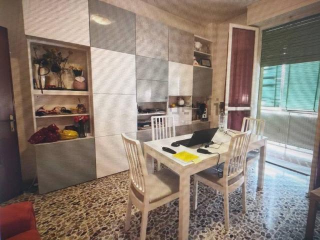 Appartamento in vendita a Re, Reggio Emilia