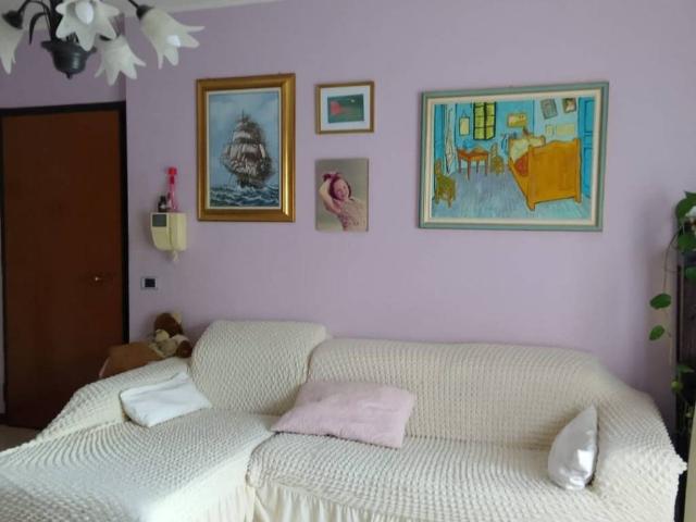 Appartamento in vendita a Val d’Enza, Re